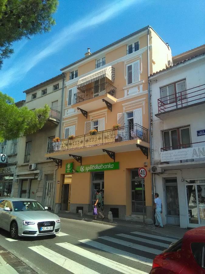 Apartment Sandra 2+2 *** Crikvenica Exterior foto